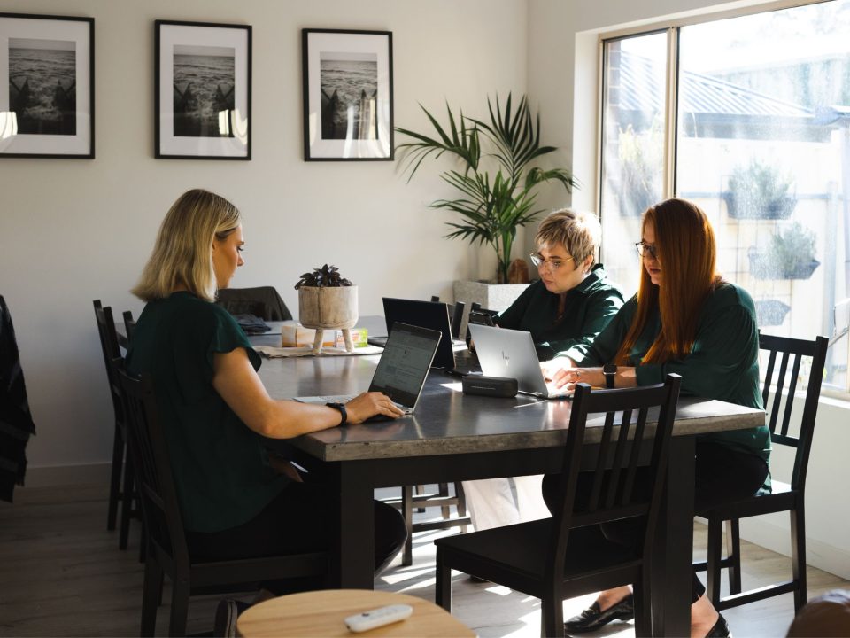 women working in office